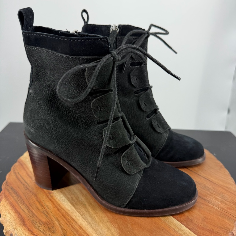 Ellen Degeneres Women Block Heel Ankle Booties Wallee Size US 7.5M Black Leather